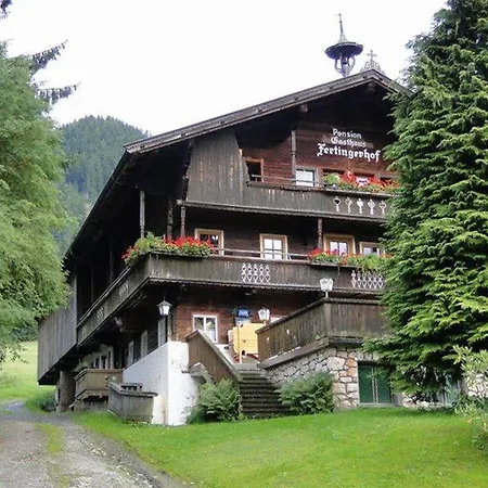 Fertinghof Alloggio per agriturismo *